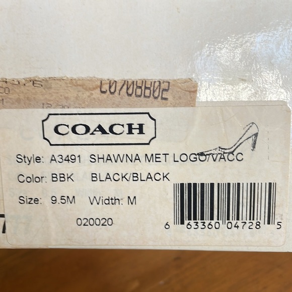 Coach Black Pumps - Gorgeous Logo Design! - Picture 9 of 10